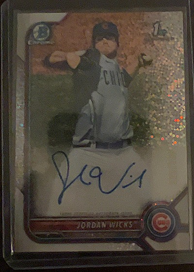 2022 Topps Chrome #17 Jordan Wicks — front