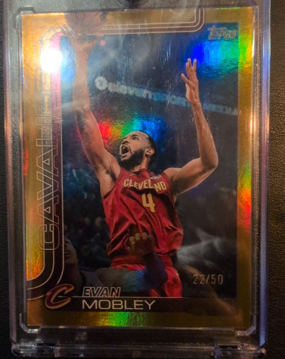 2025-26 Topps #82 Evan Mobley — front