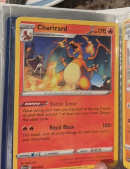2020 Pokémon Sword & Shield Vivid Voltage #025 Charizard — front
