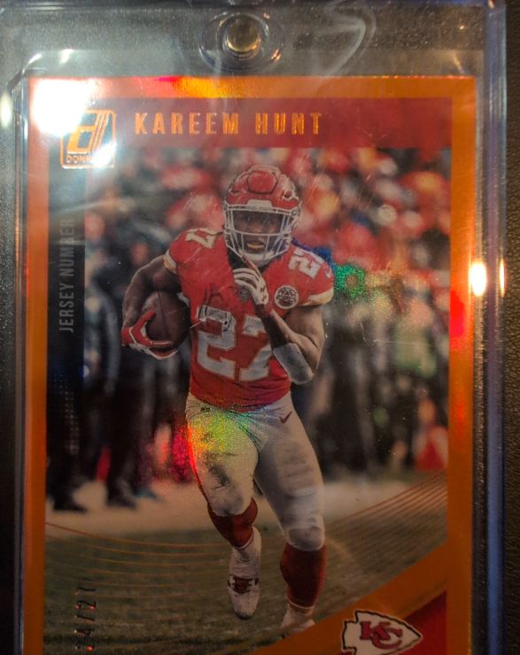 2024 Donruss Jersey Number Kareem Hunt — front