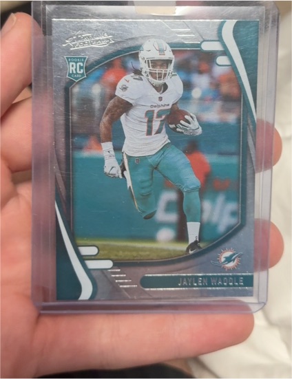 2021 Panini Absolute Football #106 Jaylen Waddle — front