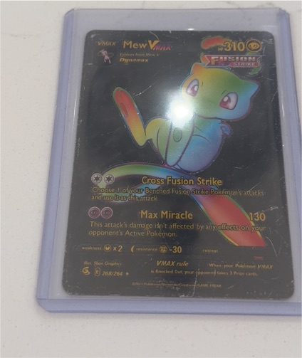 2021 Pokémon Fusion Strike #268 Mew VMAX — front