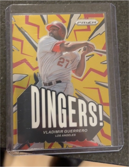 2025 Panini Prizm #18 Vladimir Guerrero Dingers! — front