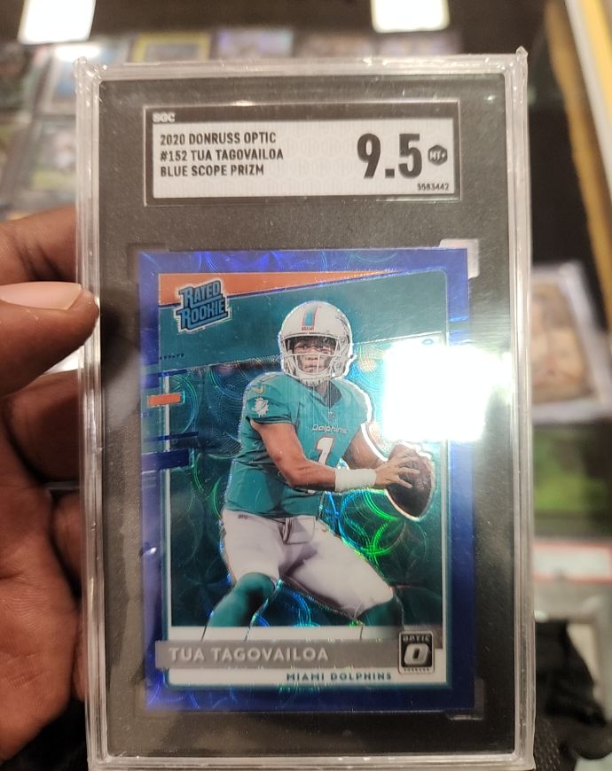 2020 Donruss Optic #152 Tua Tagovailoa Blue Scope Prizm — front
