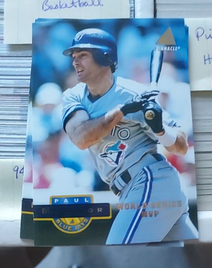 1994 Pinnacle #27 Paul Molitor — front