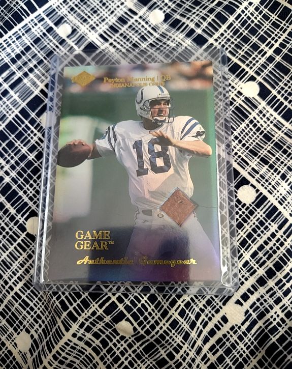 1999 Collector's Edge #PM3 Peyton Manning Game Gear — front