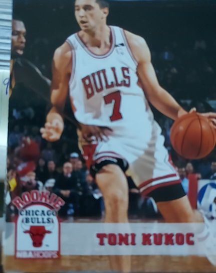 1993-94 Hoops #313 Toni Kukoc — front