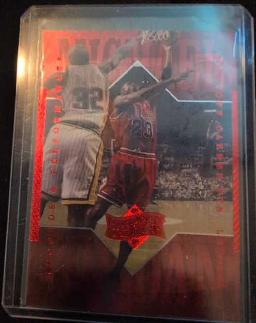 1999 Upper Deck Athlete of the Century #32 Michael Jordan — front