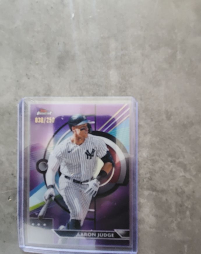 2023 Topps Finest #003 Aaron Judge — front