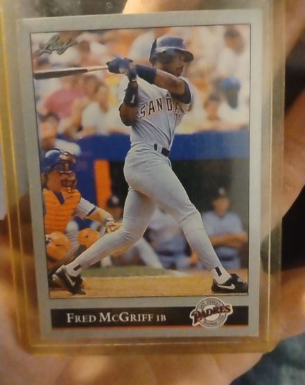 1992 Leaf #274 Fred McGriff — front