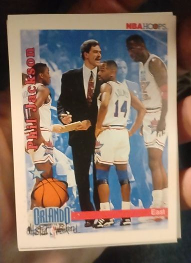 1992-93 NBA Hoops #305 Phil Jackson — front