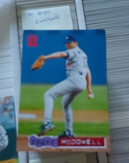 1997 Topps Gallery #unknown Robert McDowell — front