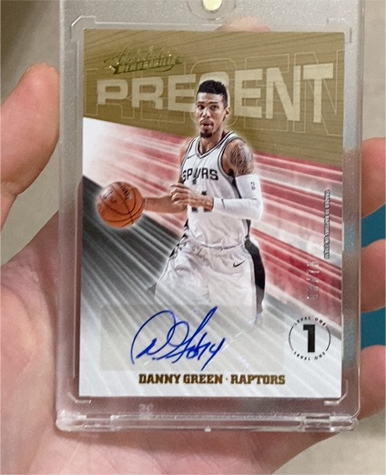 2018 Panini Absolute Memorabilia Present Level 1 #PR-DGR Danny Green — front