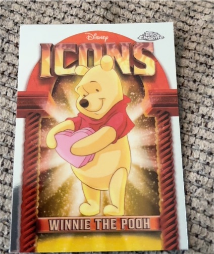 2025 Topps Chrome Disney #DI-19 Winnie The Pooh Icons — front