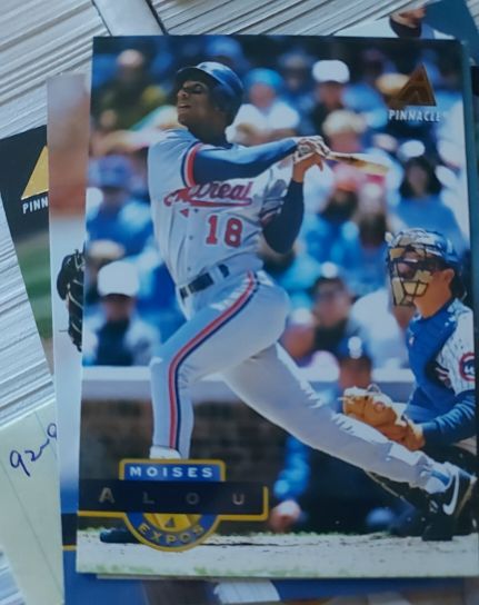 1994 Pinnacle #7 Moises Alou — front