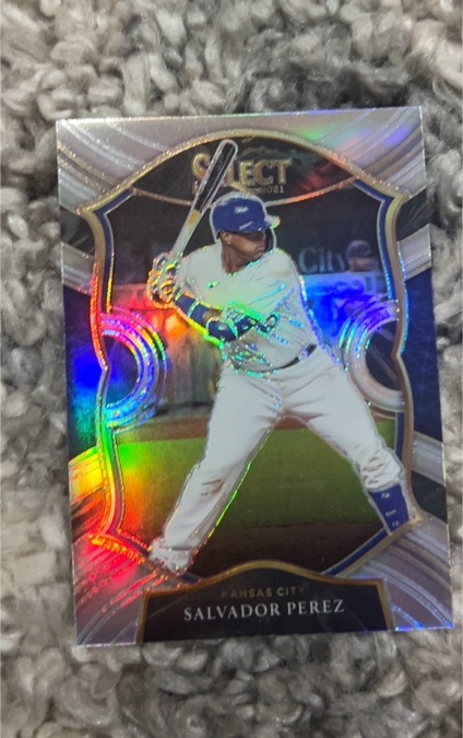 2021 Panini Select #4 Salvador Perez — front
