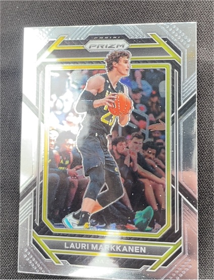 2022-23 Panini Prizm #74 Lauri Markkanen — front