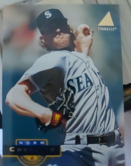 1994 Pinnacle #216 Norm Charlton — front