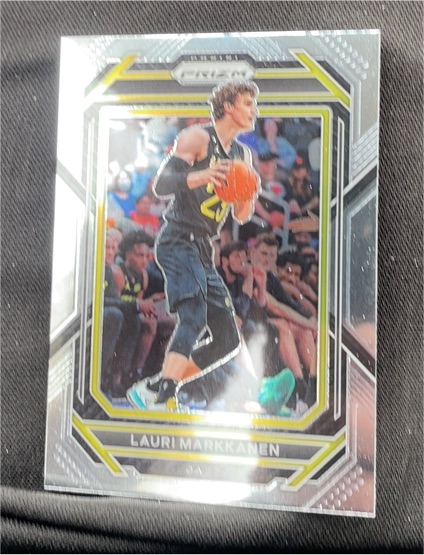 2022-23 Panini Prizm #74 Lauri Markkanen — front