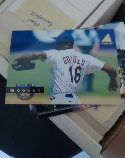 1994 Pinnacle #62 Doc Gooden — front