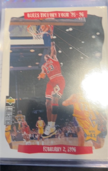 1996-97 Upper Deck Collector's Choice #25 Michael Jordan Bulls Victory Tour '95-96 — front