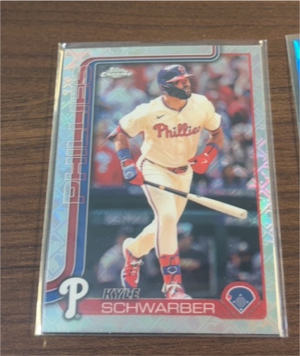 2025 Topps Chrome #31 Kyle Schwarber — front