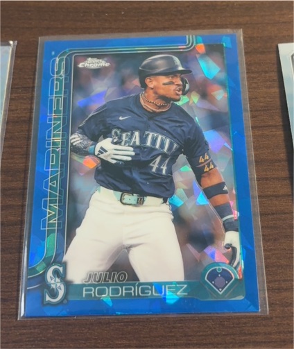 2025 Topps Chrome #261 Julio Rodriguez — front