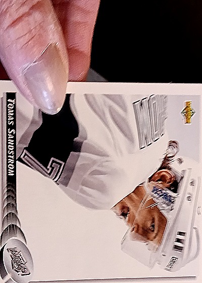 1991 Upper Deck #424 Tomas Sandstrom — front