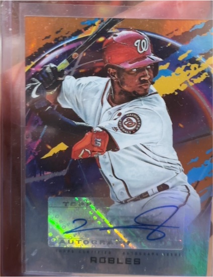 2020 Topps Fire #FA-LR Luis Robert — front