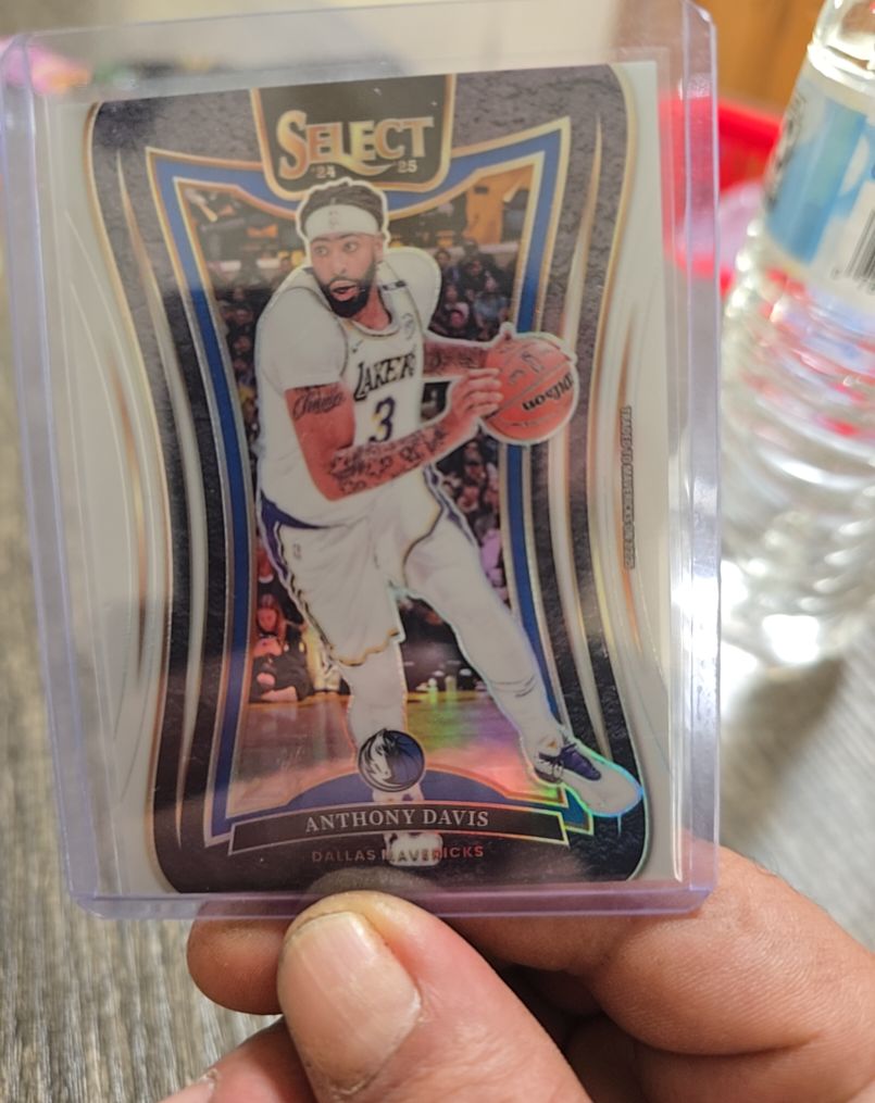 2024-25 Panini Select #333 Anthony Davis — front