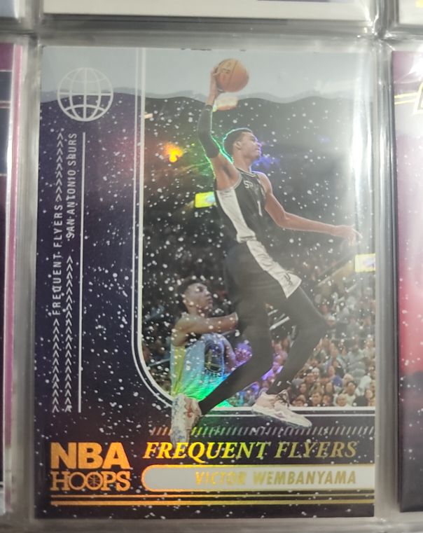 2024-25 Panini NBA Hoops #10 Victor Wembanyama Frequent Flyers — front