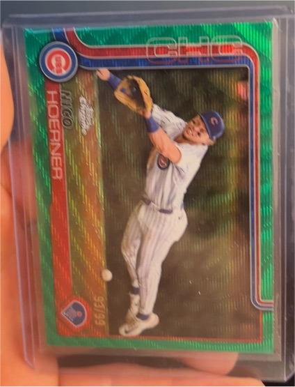 2025 Topps Chrome #107 Nico Hoerner — front