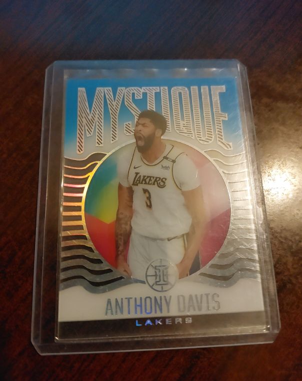 2020-21 Panini Illusions #15 Anthony Davis Mystique — front