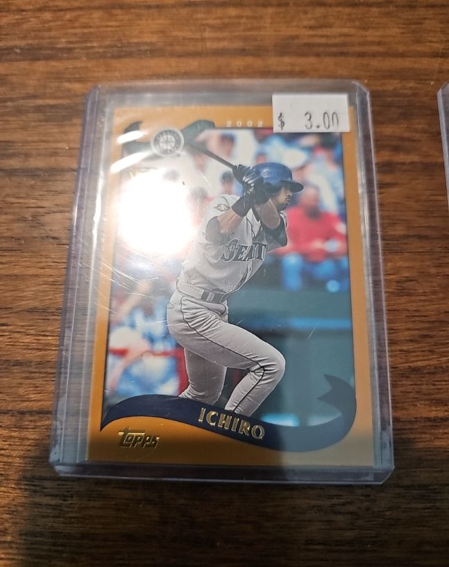 2002 Topps #225 Ichiro Suzuki — front