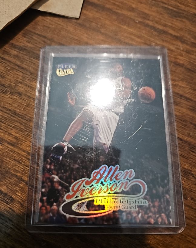 1998-99 Fleer Ultra #33 Allen Iverson — front