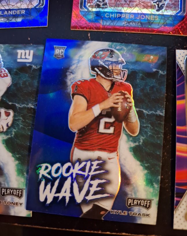 2021 Panini Playoff Rookie Wave #RW-KTR Kyle Trask — front