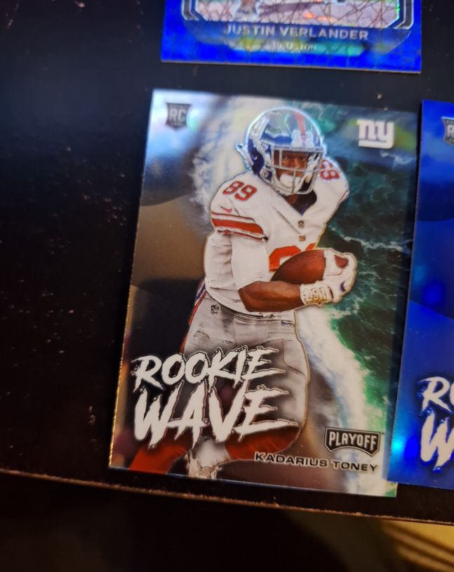 2021 Panini Playoff Rookie Wave #RW-KTO Kadarius Toney — front