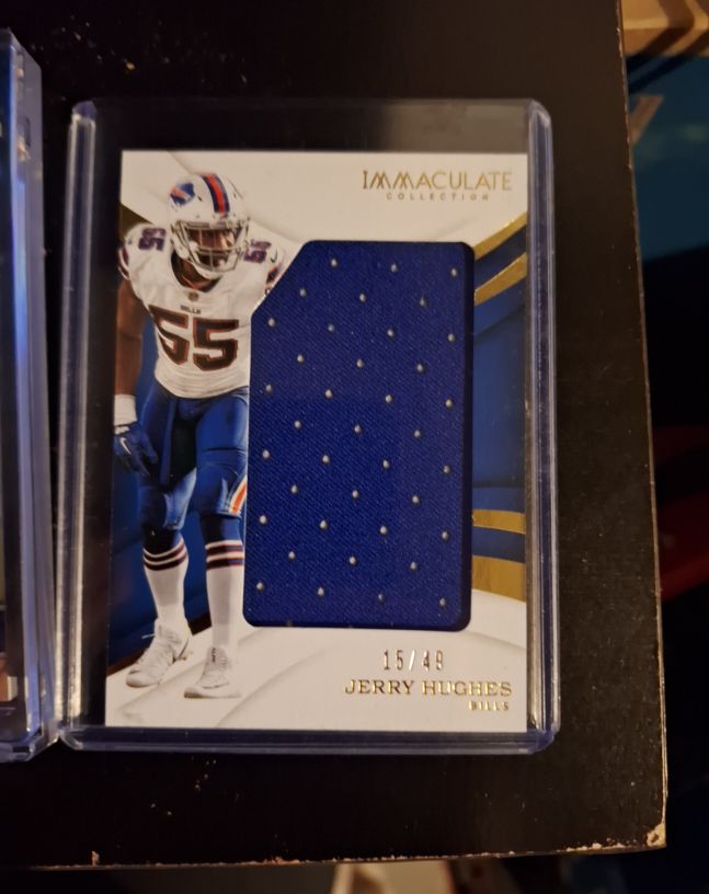 2018 Panini Immaculate Collection #15 Jerry Hughes — front