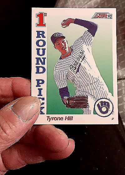 1992 Score #807 Tyrone Hill — front