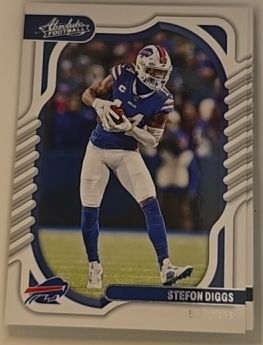 2022 Panini Absolute #24 Stefon Diggs — front