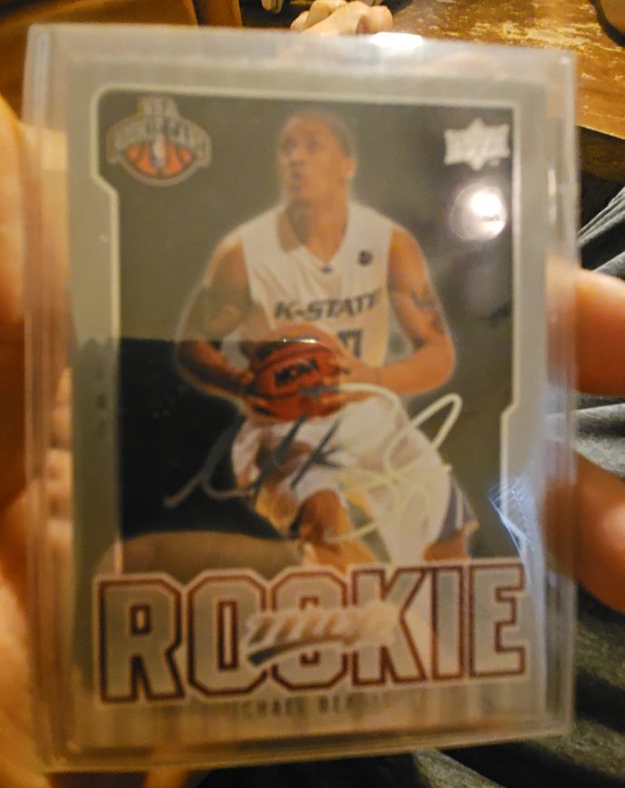 2008-09 Upper Deck MVP #201 Derrick Rose Rookie — front