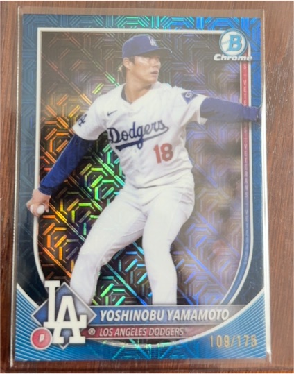 2025 Bowman Chrome #18 Yoshinobu Yamamoto — front