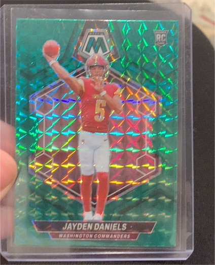 2024 Panini Mosaic #302 Jayden Daniels — front