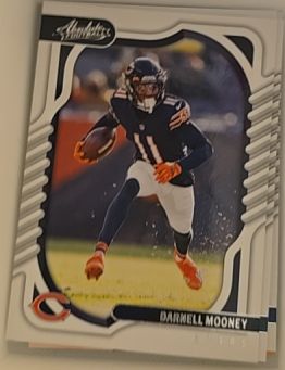 2022 Panini Absolute #14 Darnell Mooney — front