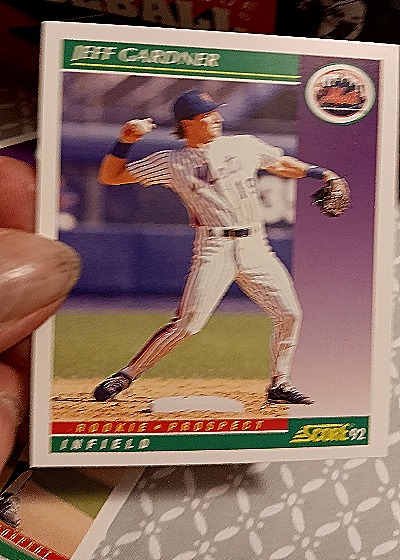 1992 Score #409 Jeff Gardner — front
