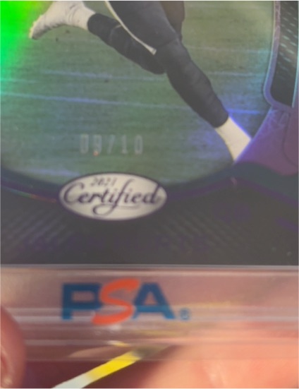 2018 Panini Certified #29 — front