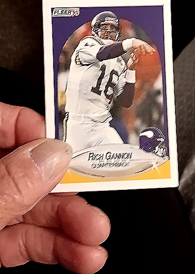 1990 Fleer #99 Rich Gannon — front
