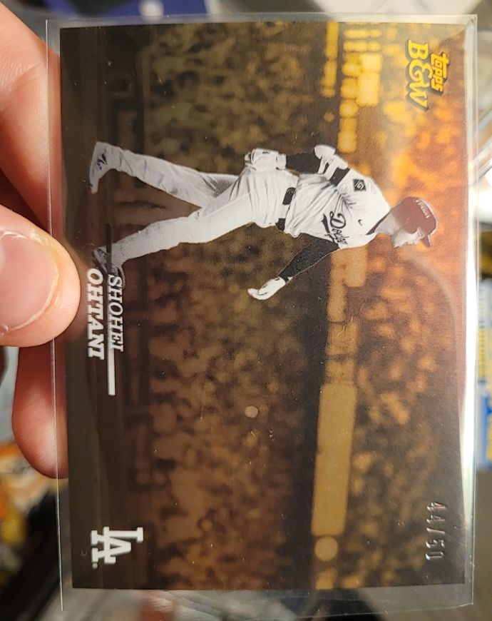 2024 Topps Black & White #44 Shohei Ohtani — front