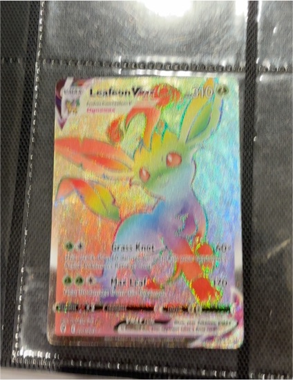 2021 Pokémon TCG Evolving Skies #204 Leafeon VMAX — front