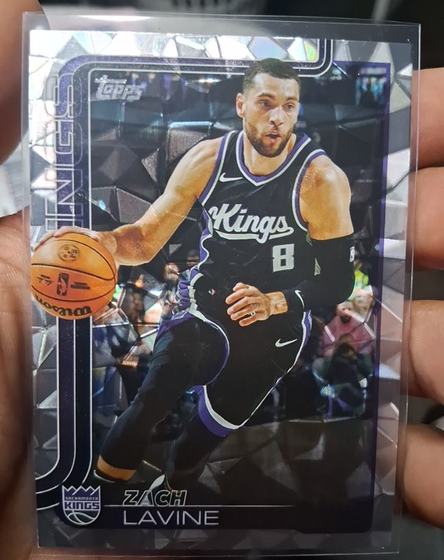 2025-26 Topps #163 Zach LaVine — front